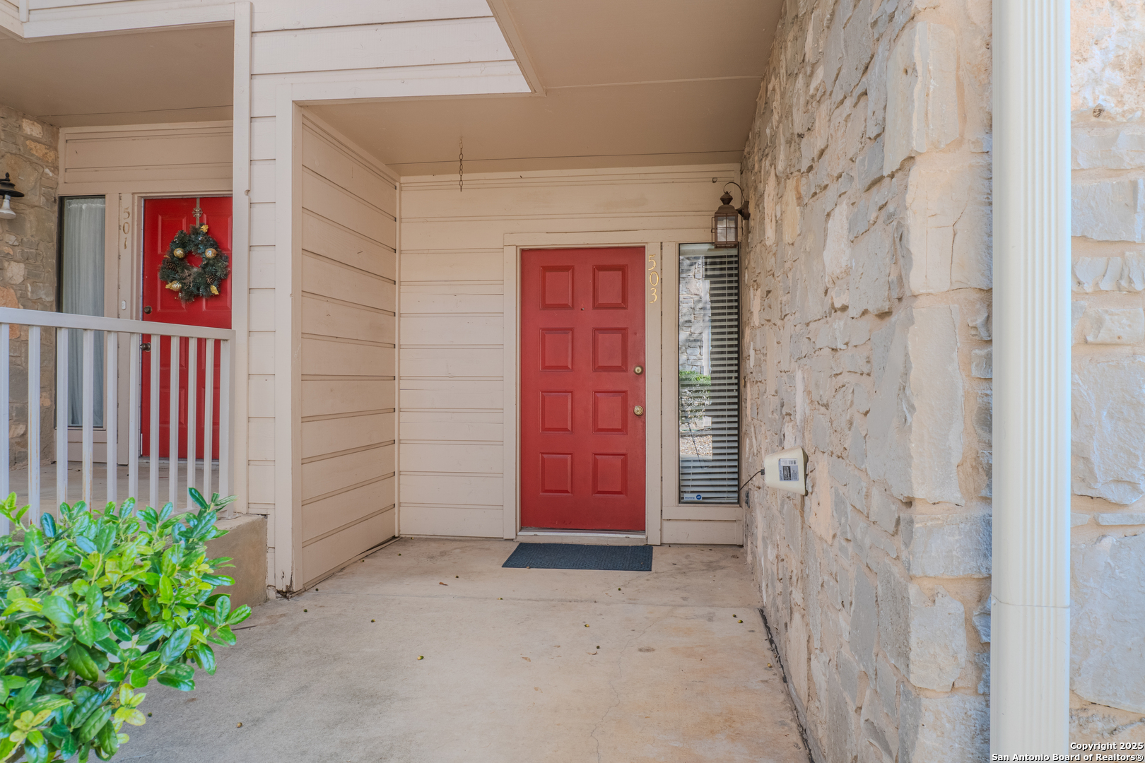 829 West Bitters Road, Unit 503 San Antonio, TX 78216 - Photo 3 of 22 a view of door