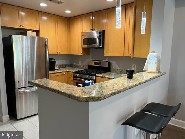 3650 South Glebe Road, Unit 347 Arlington, VA 22202 - Photo 42 of 46 kitchen