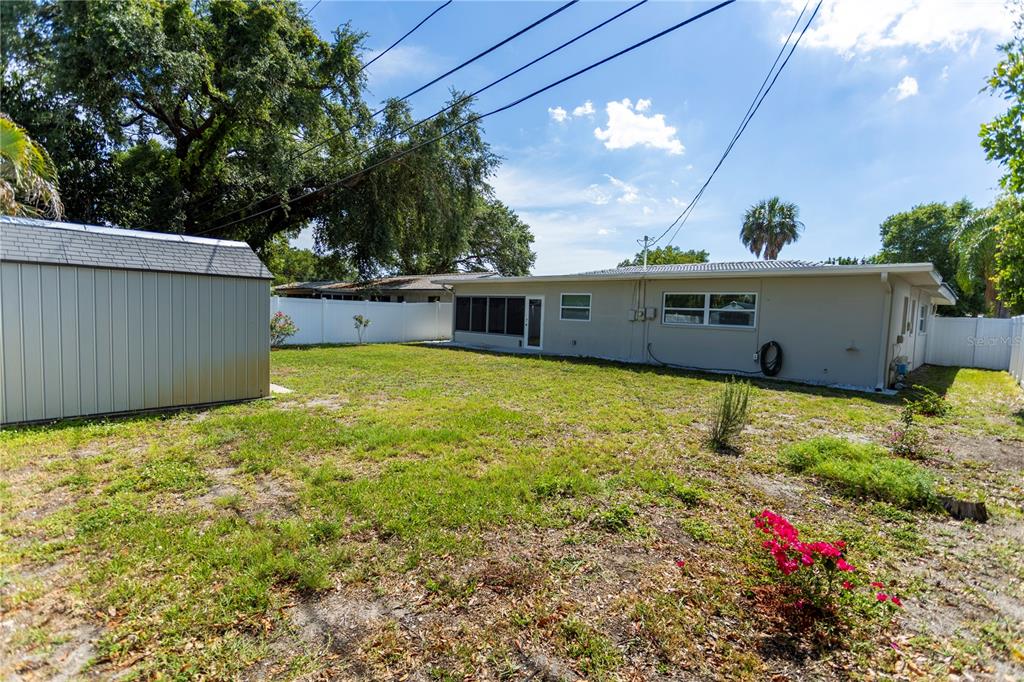 2451 Rutland Lane Clearwater, FL 33763 - Photo 43 of 45