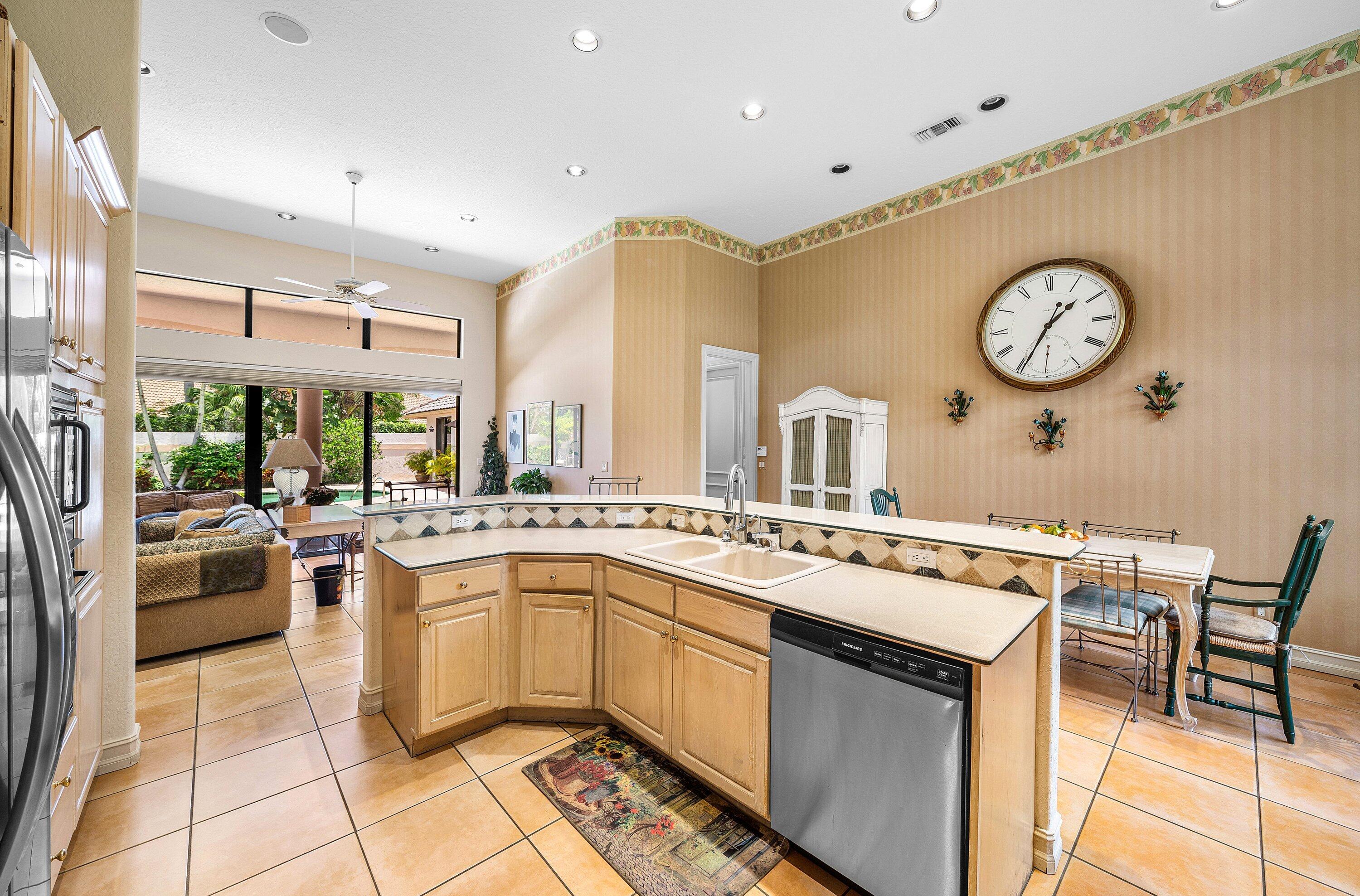 4727 Bocaire Boulevard Boca Raton, FL 33487 - Photo 26 of 70 023-4727BocaireBoulevard-BocaRaton-FL-33