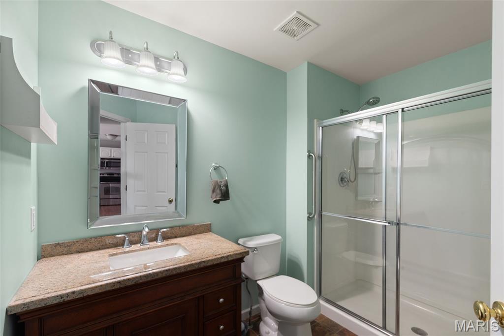 1602 Platinum Court O'Fallon, MO 63366 - Photo 14 of 33