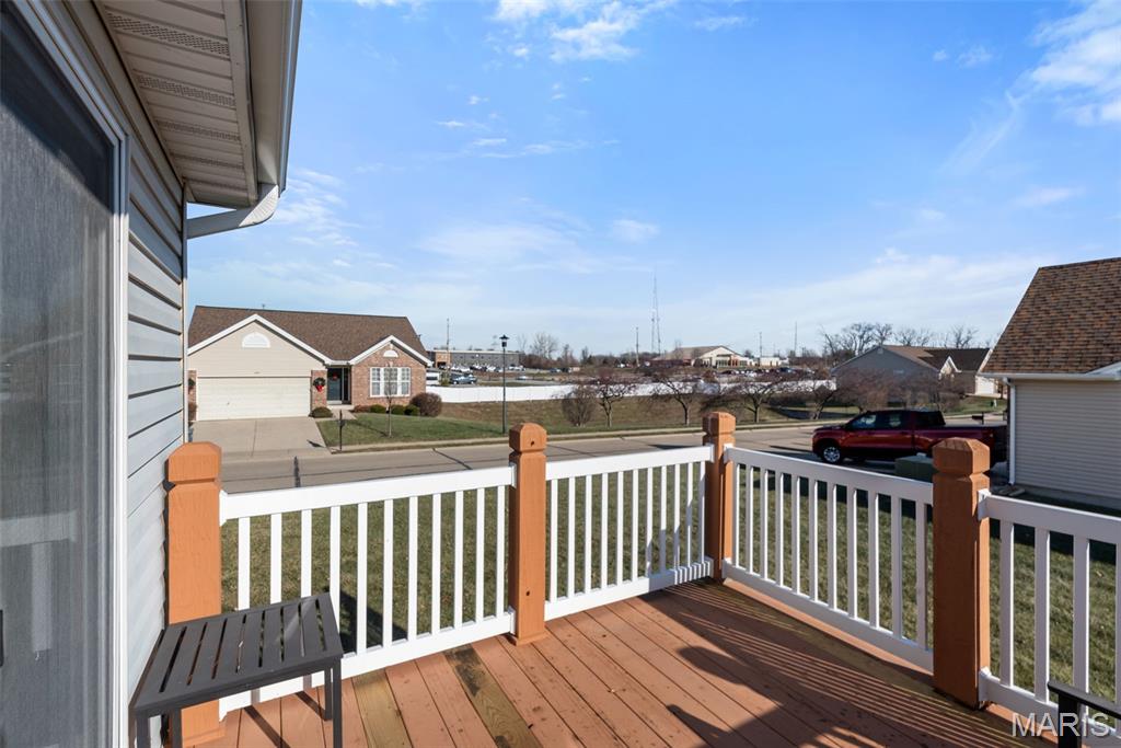 1602 Platinum Court O'Fallon, MO 63366 - Photo 30 of 33