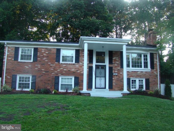 13822 Gilbert Road Woodbridge, VA 22193 - Photo 1 of 28 BRICK FRONT