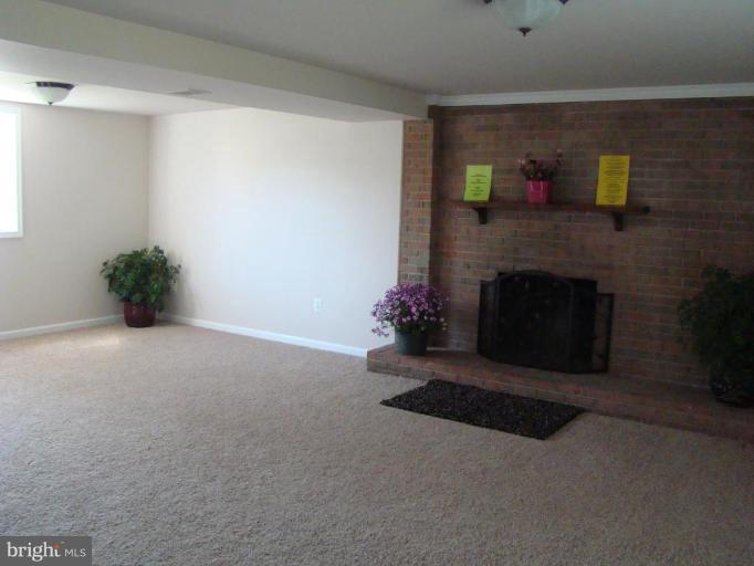 13822 Gilbert Road Woodbridge, VA 22193 - Photo 25 of 28 LOTS OF LIVING SPACE