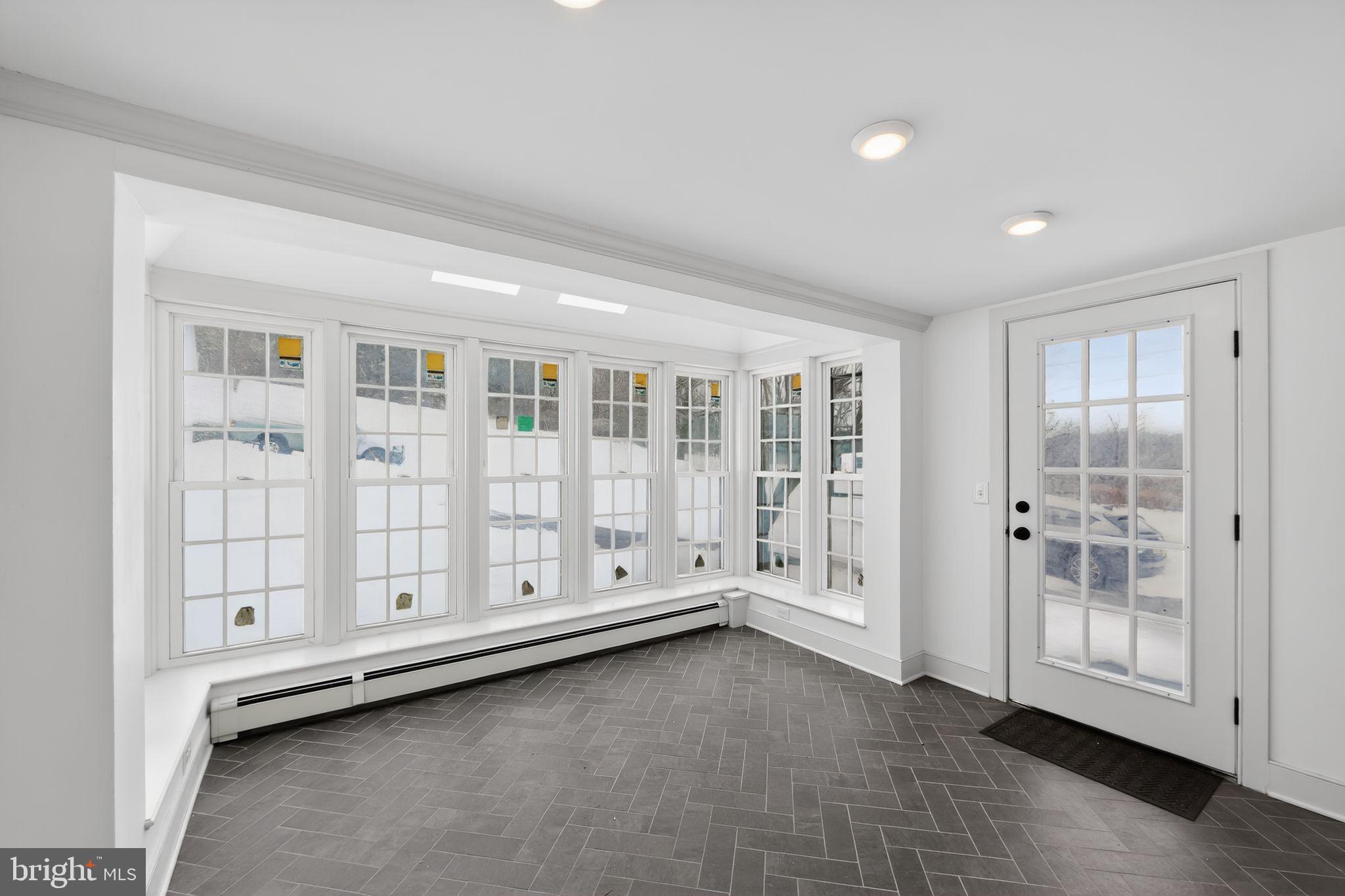 138 Landenberg Road Landenberg, PA 19350 - Photo 15 of 41 Sunroom