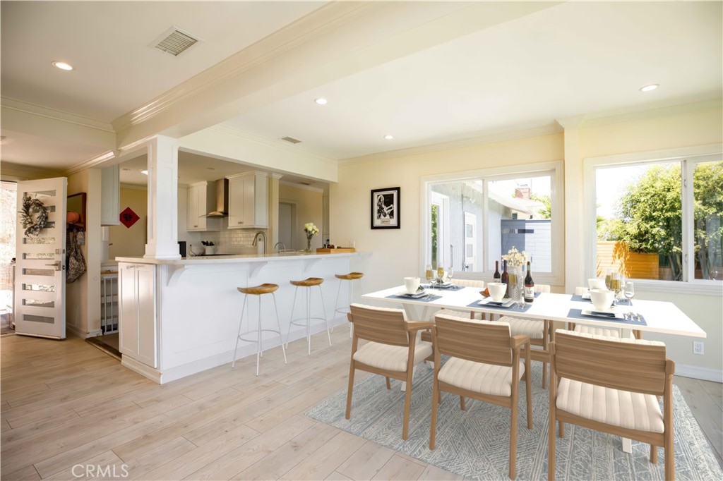 18 Stallion Road Rancho Palos Verdes, CA 90275 - Photo 3 of 16 Kitchen and Dining Area - virtually staged