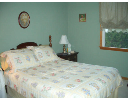 30 Mark Road North Andover, MA 01845 - Photo 9 of 15 Gallery Image 9