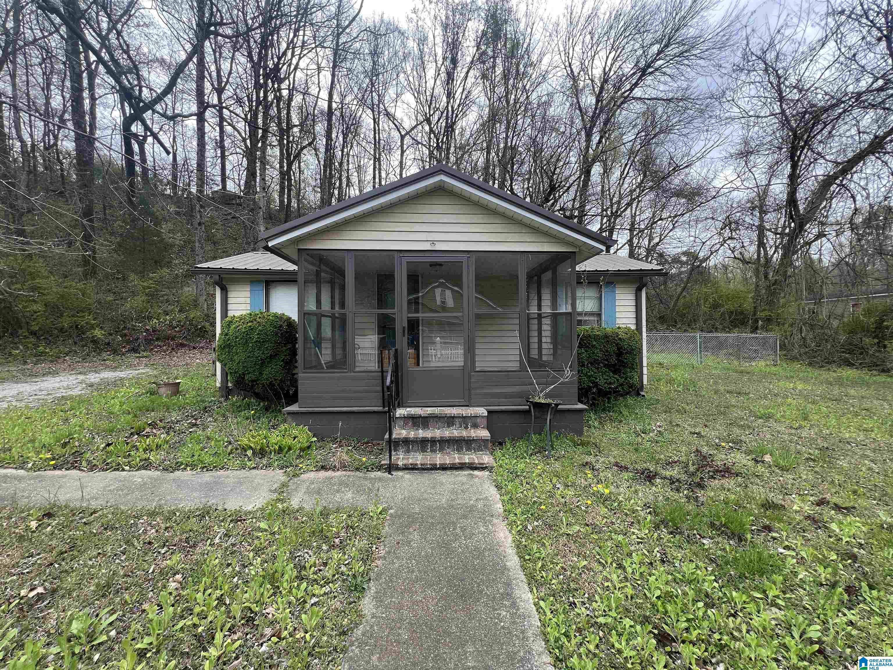 8402 Dunnavant Road Leeds, AL 35094 - Photo 1 of 7