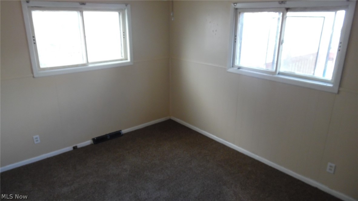 11432 Hempstead Road Garfield Heights, OH 44125 - Photo 14 of 29