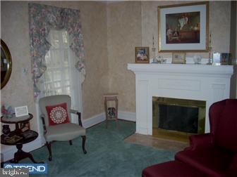 48 Yale Road Havertown, PA 19083 - Photo 3 of 12 Living Room