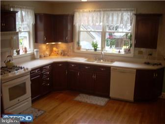 48 Yale Road Havertown, PA 19083 - Photo 4 of 12 Kitchen