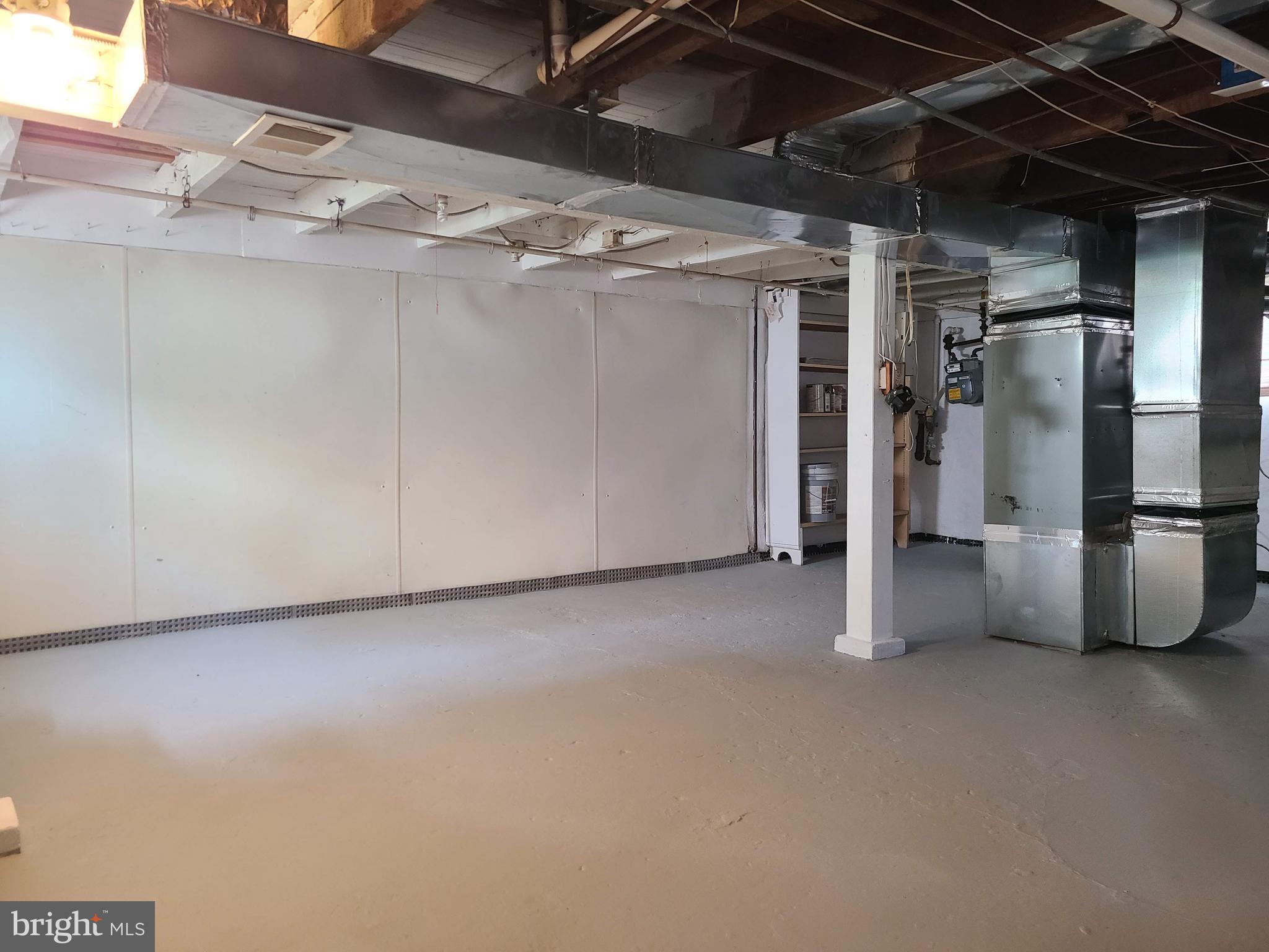 1700 Goodview Road Parkville, MD 21234 - Photo 44 of 50 a view of an empty room