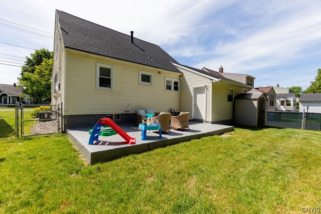 219 South Terry Road Syracuse, NY 13219 - Photo 34 of 40