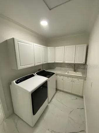 $2,700 | 26 Northwest 8th Place, Cape Coral, FL 33993