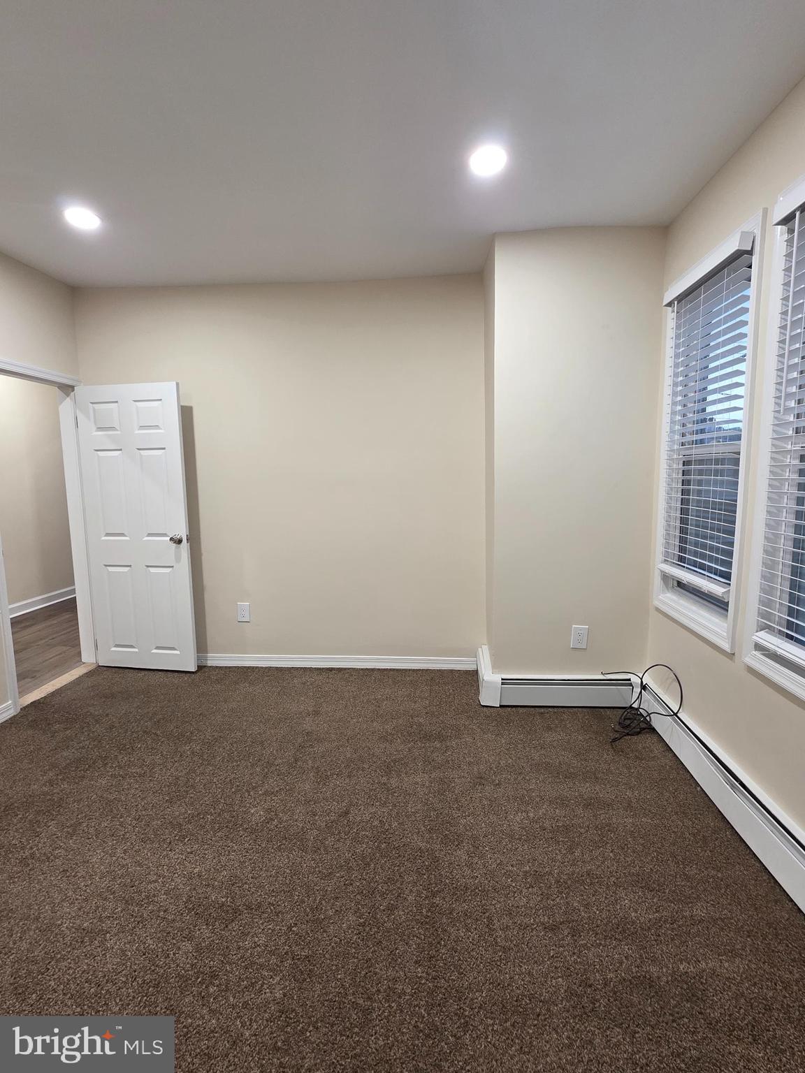 2715 East Ontario Street, Unit C Philadelphia, PA 19134 - Photo 24 of 32 an empty room with windows