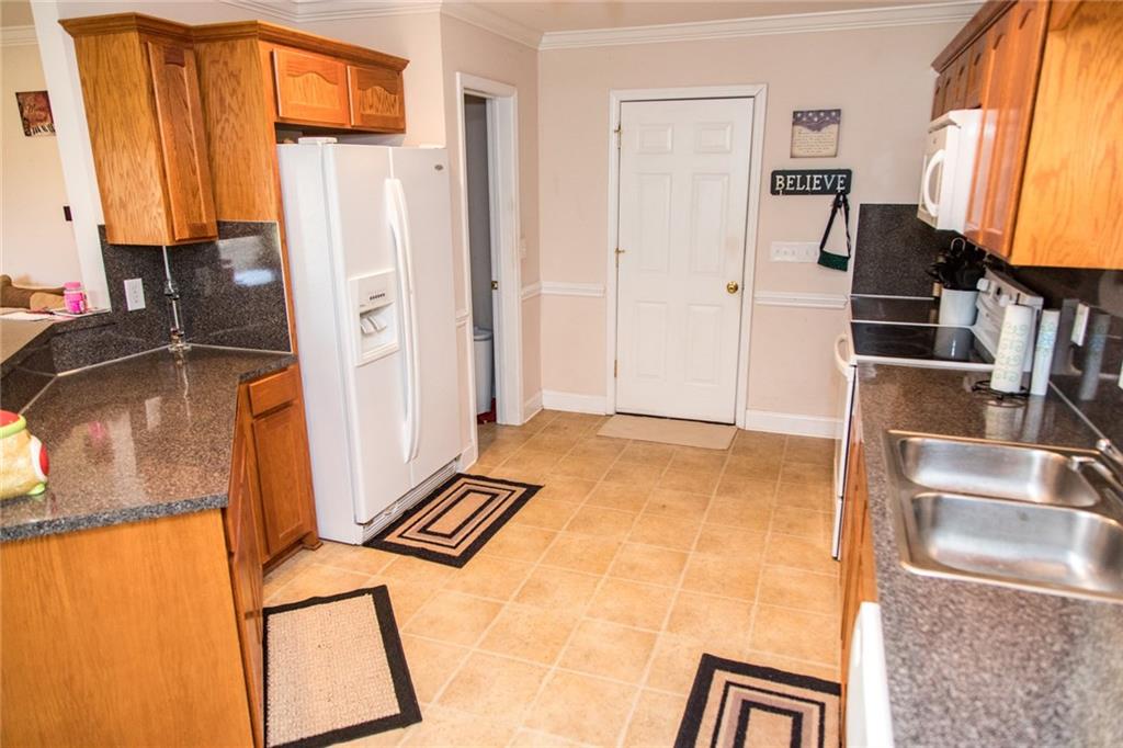 71 Hawks Ridge Hickory, NC 28601 - Photo 11 of 32 Gallery Image 11