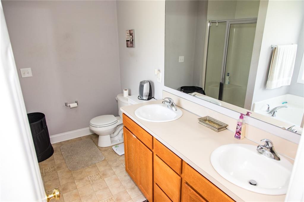 71 Hawks Ridge Hickory, NC 28601 - Photo 19 of 32 Gallery Image 19