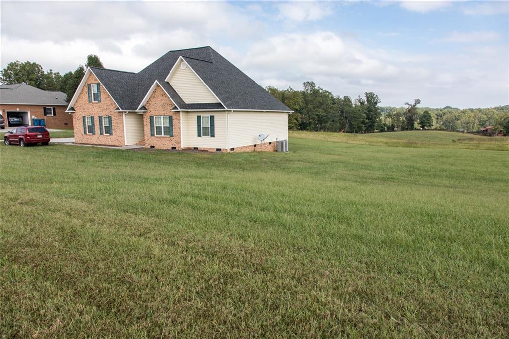 71 Hawks Ridge Hickory, NC 28601 - Photo 25 of 32 Gallery Image 25