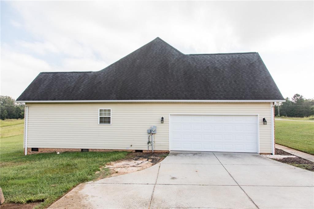 71 Hawks Ridge Hickory, NC 28601 - Photo 32 of 32 Gallery Image 32