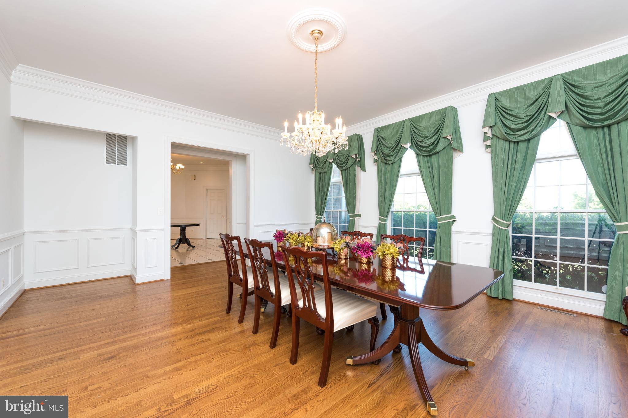 5900 Sundown Road Gaithersburg, MD 20882 - Photo 14 of 30 Dining Room