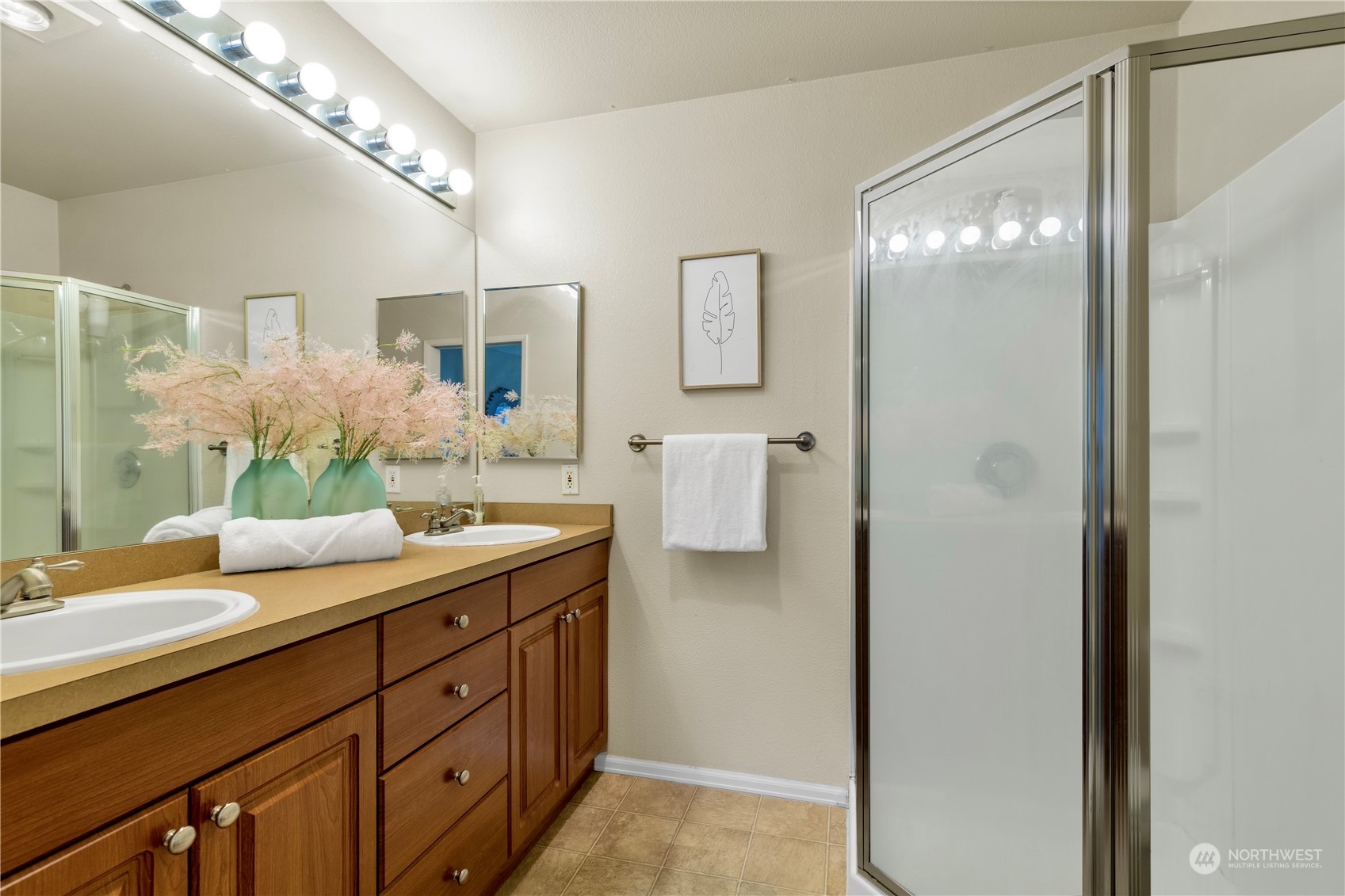 9009 Avondale Road Northeast, Unit B204 Redmond, WA 98052 - Photo 14 of 22 Gallery Image 14