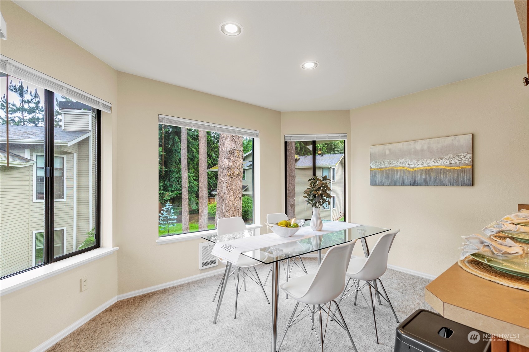 9009 Avondale Road Northeast, Unit B204 Redmond, WA 98052 - Photo 9 of 22 Gallery Image 9