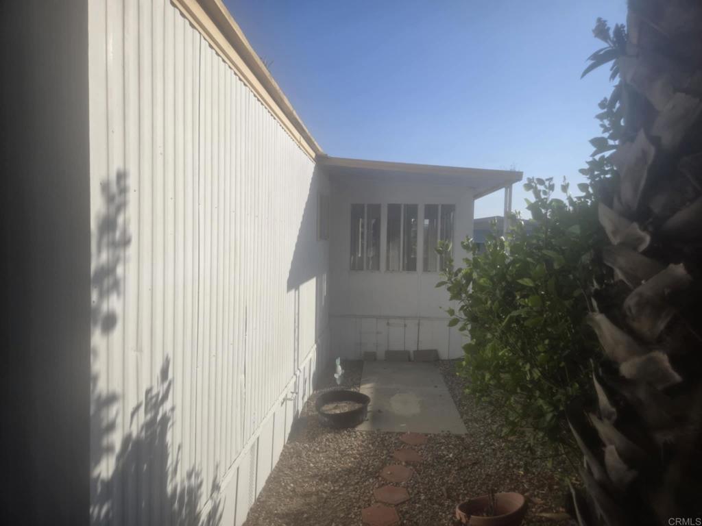 1925 Otay Lakes Road, Unit 82 Chula Vista, CA 91913 - Photo 21 of 26 Back - Side yard