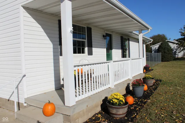 $274,900 | 3325 Rabbit Run Court, Terre Haute, IN 47802