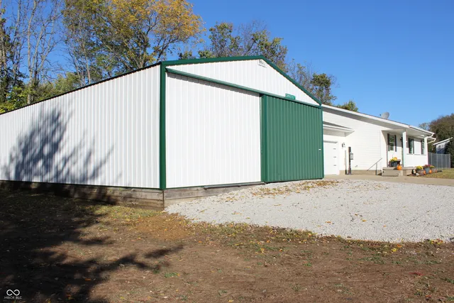 $274,900 | 3325 Rabbit Run Court, Terre Haute, IN 47802