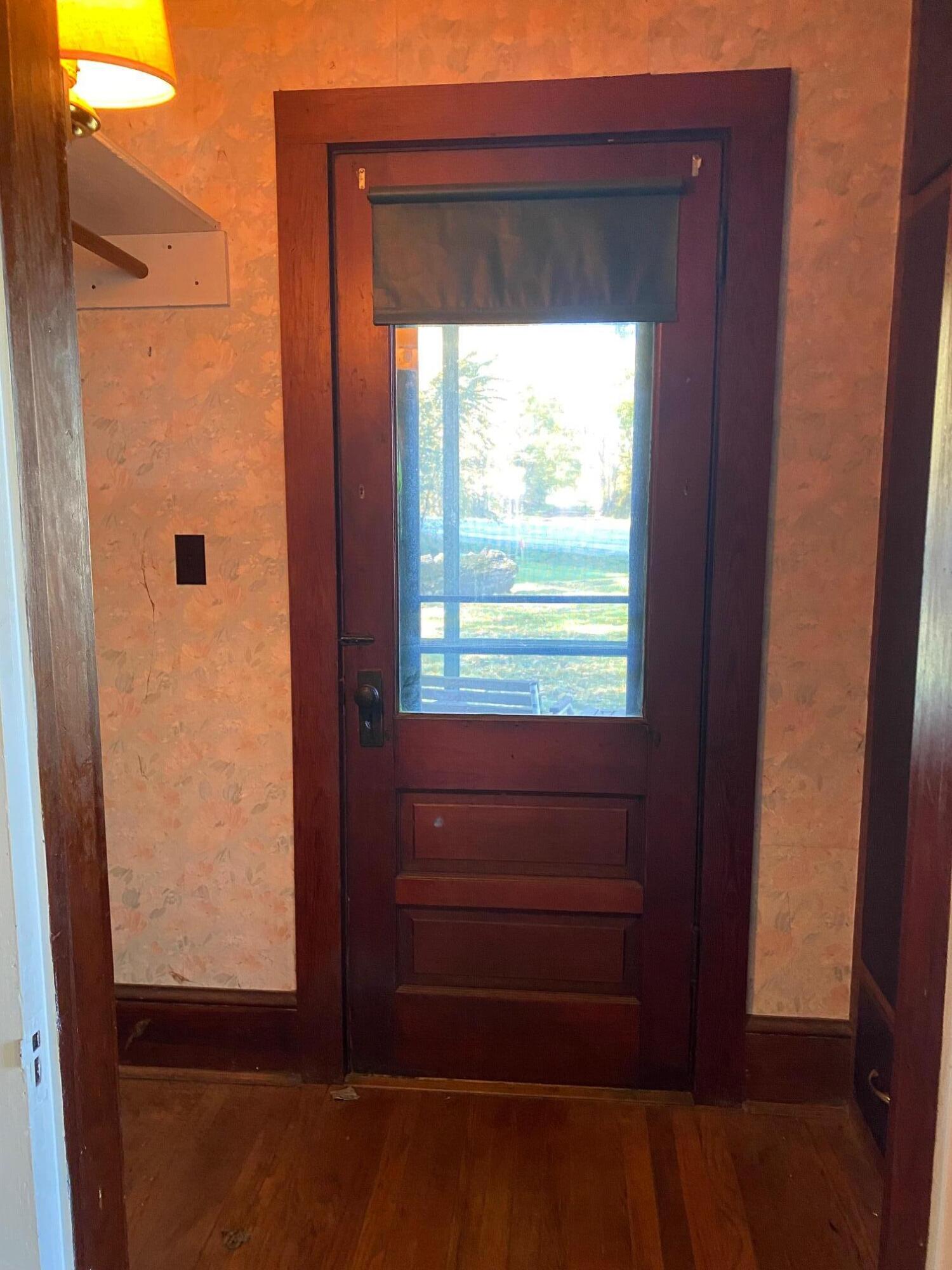 1750 West Chicago Road Niles, MI 49120 - Photo 20 of 28 Foyer 2