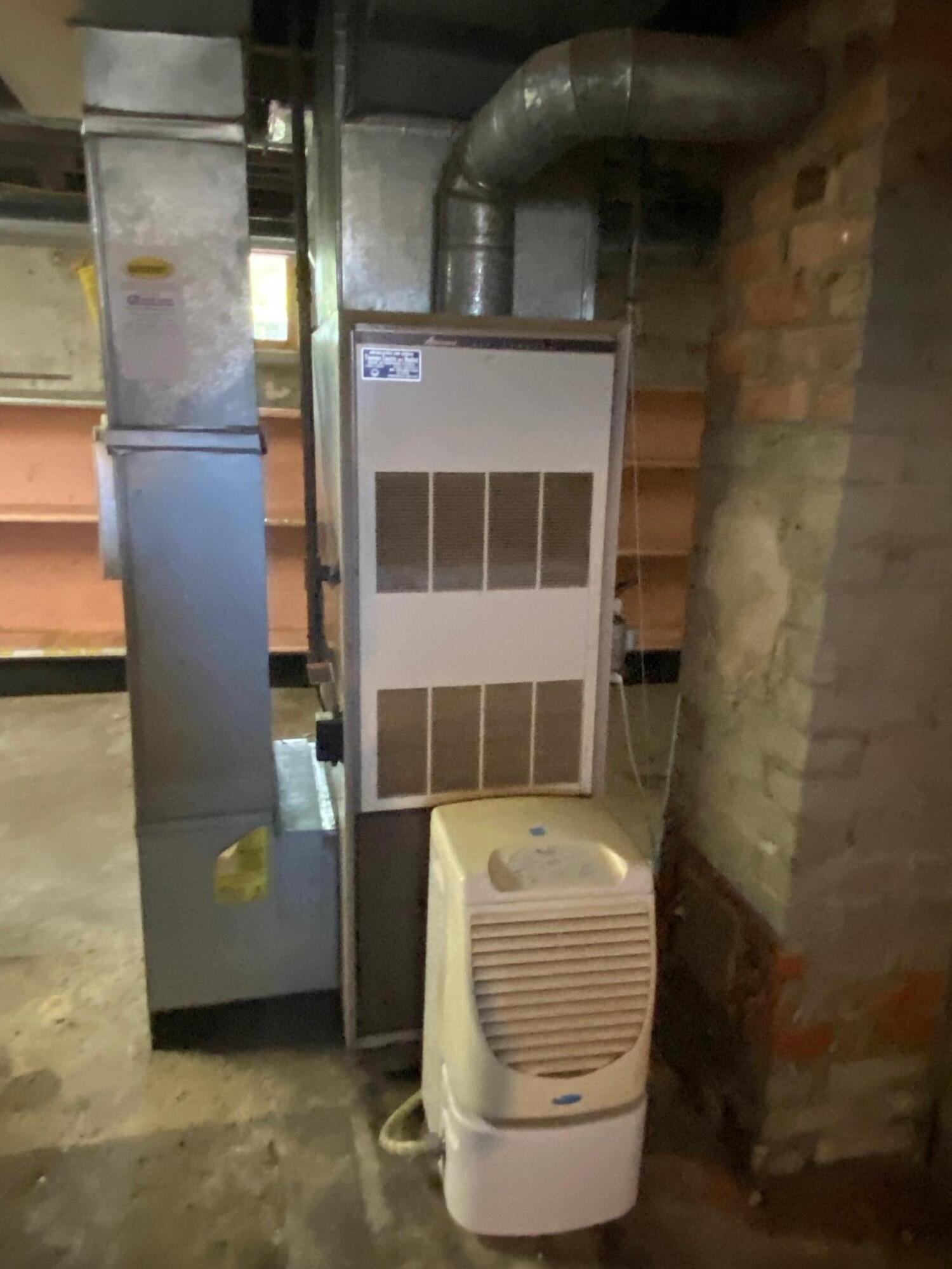 1750 West Chicago Road Niles, MI 49120 - Photo 26 of 28 Natural Gas Furnace