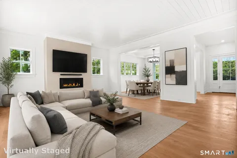 $3,649,000 | 20 Locust Hill Road, Darien, CT 06820