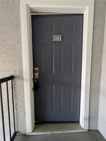 $1,850 | 15040 Southwest 103rd Lane, Unit 3202, Miami, FL 33196