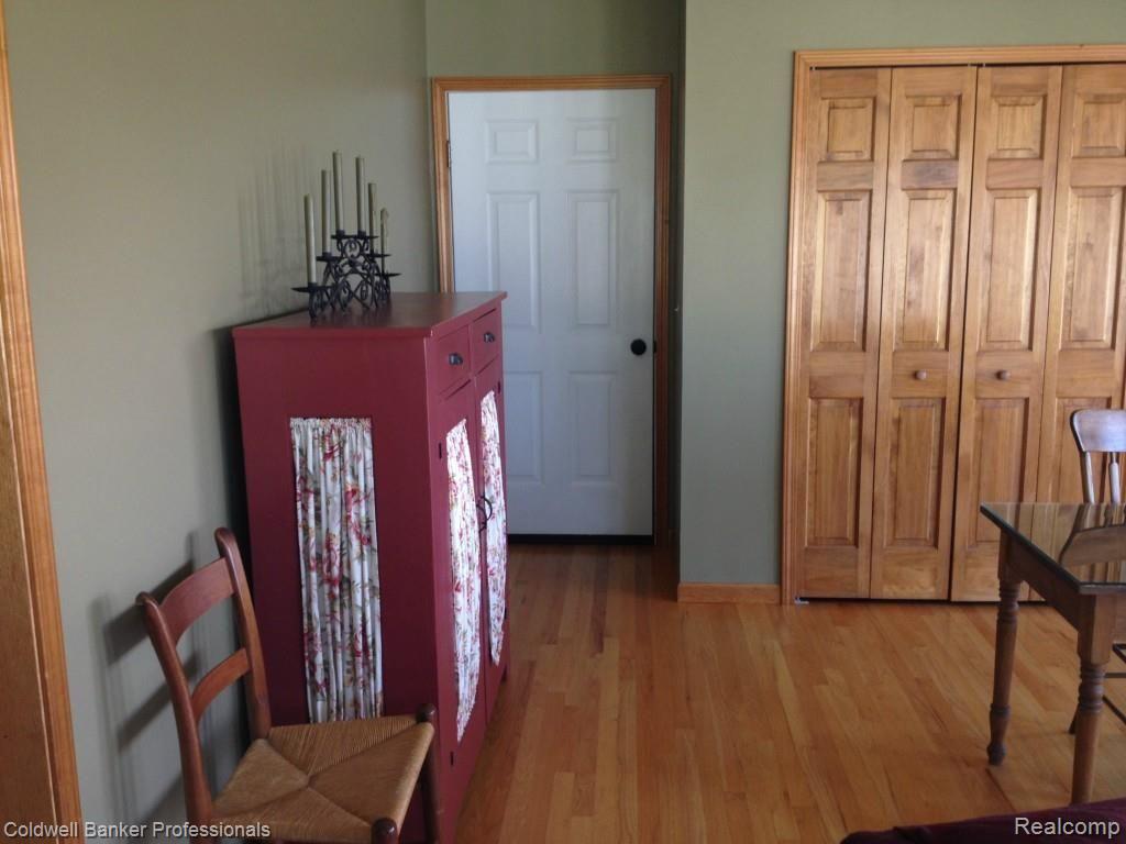 38575 Ash Road New Boston, MI 48164 - Photo 16 of 49 IMG_1023.jpg