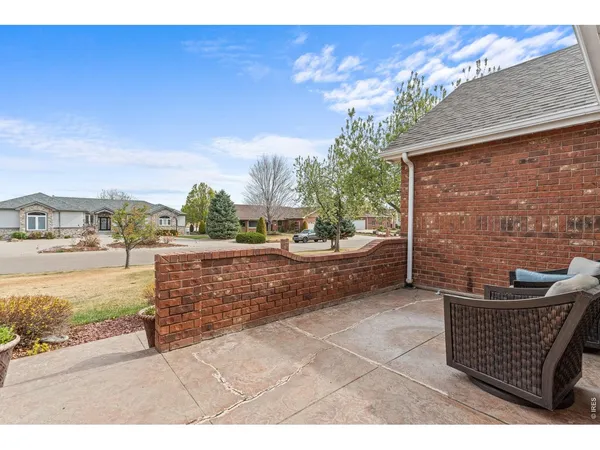 a view of outdoor space and living room