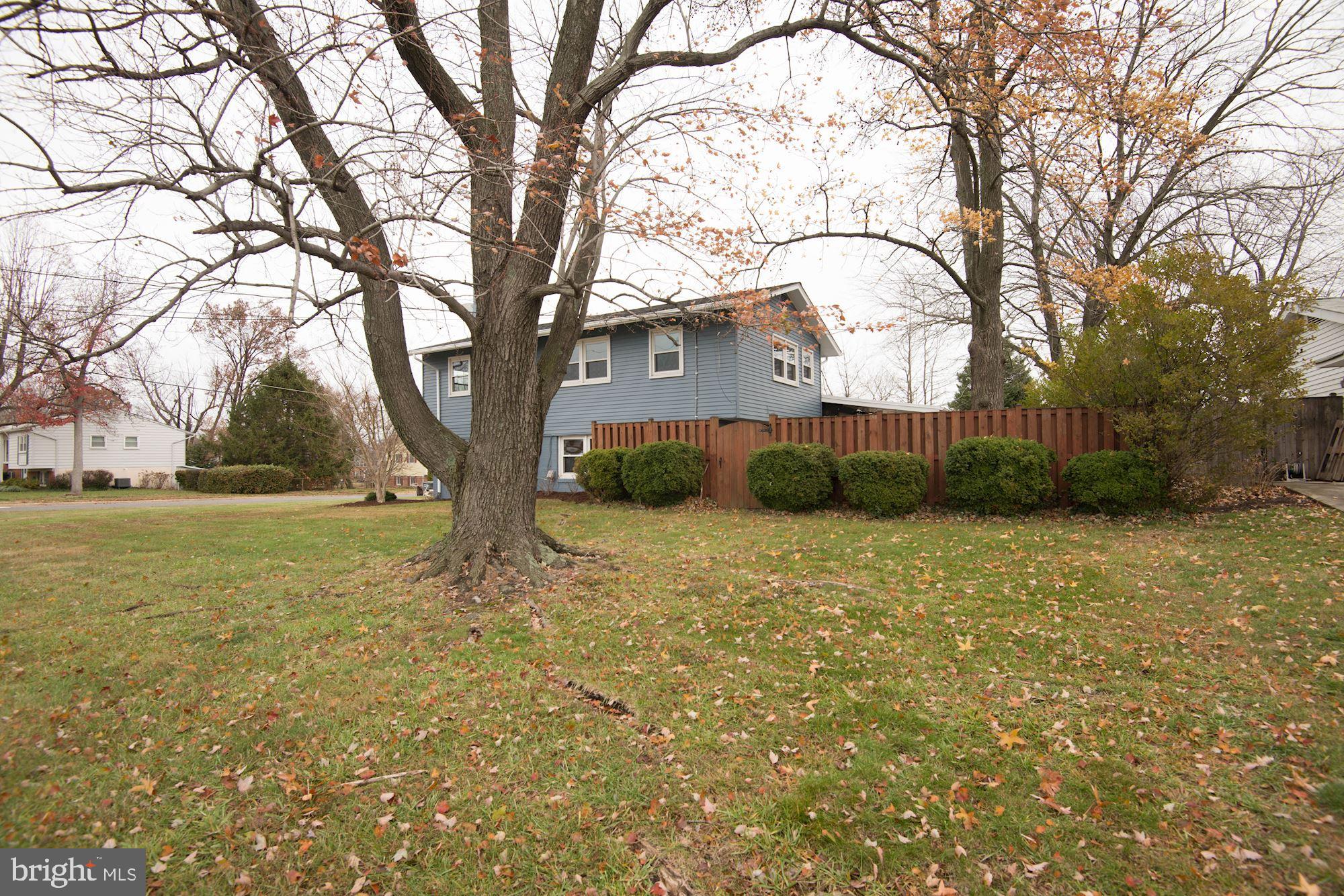 6417 Meriwether Lane Springfield, VA 22150 - Photo 7 of 61