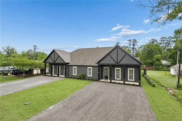 $4,000 | 719 West 18th Avenue, Covington, LA 70433
