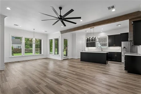 $4,000 | 719 West 18th Avenue, Covington, LA 70433