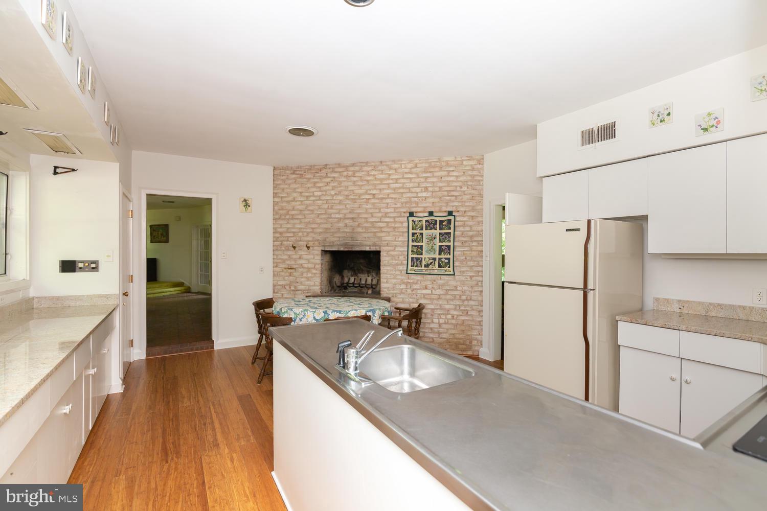 235 Harvey Road Chadds Ford, PA 19317 - Photo 8 of 39 Gallery Image 8