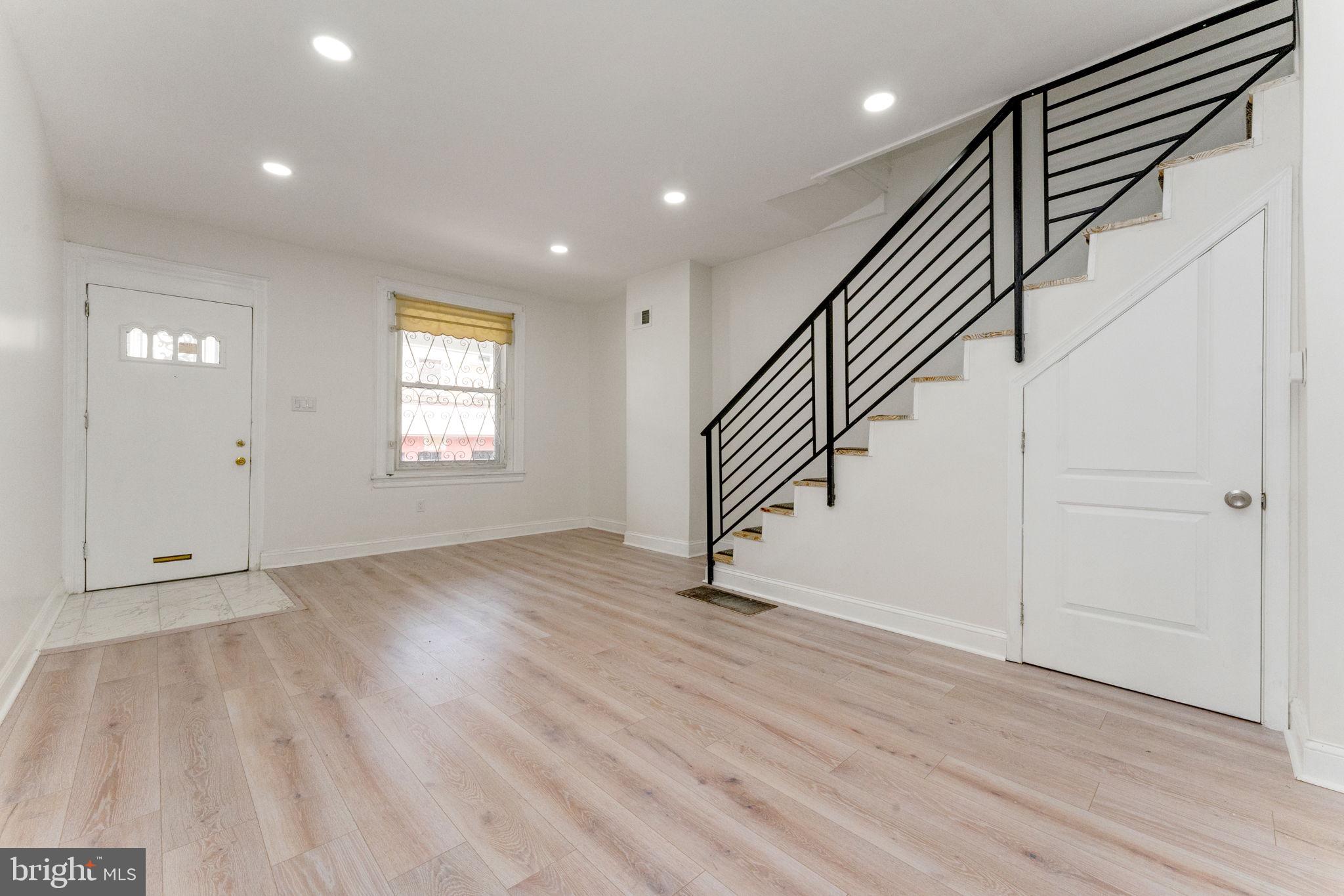 7 South 53rd Street Philadelphia, PA 19139 - Photo 2 of 23 Living room