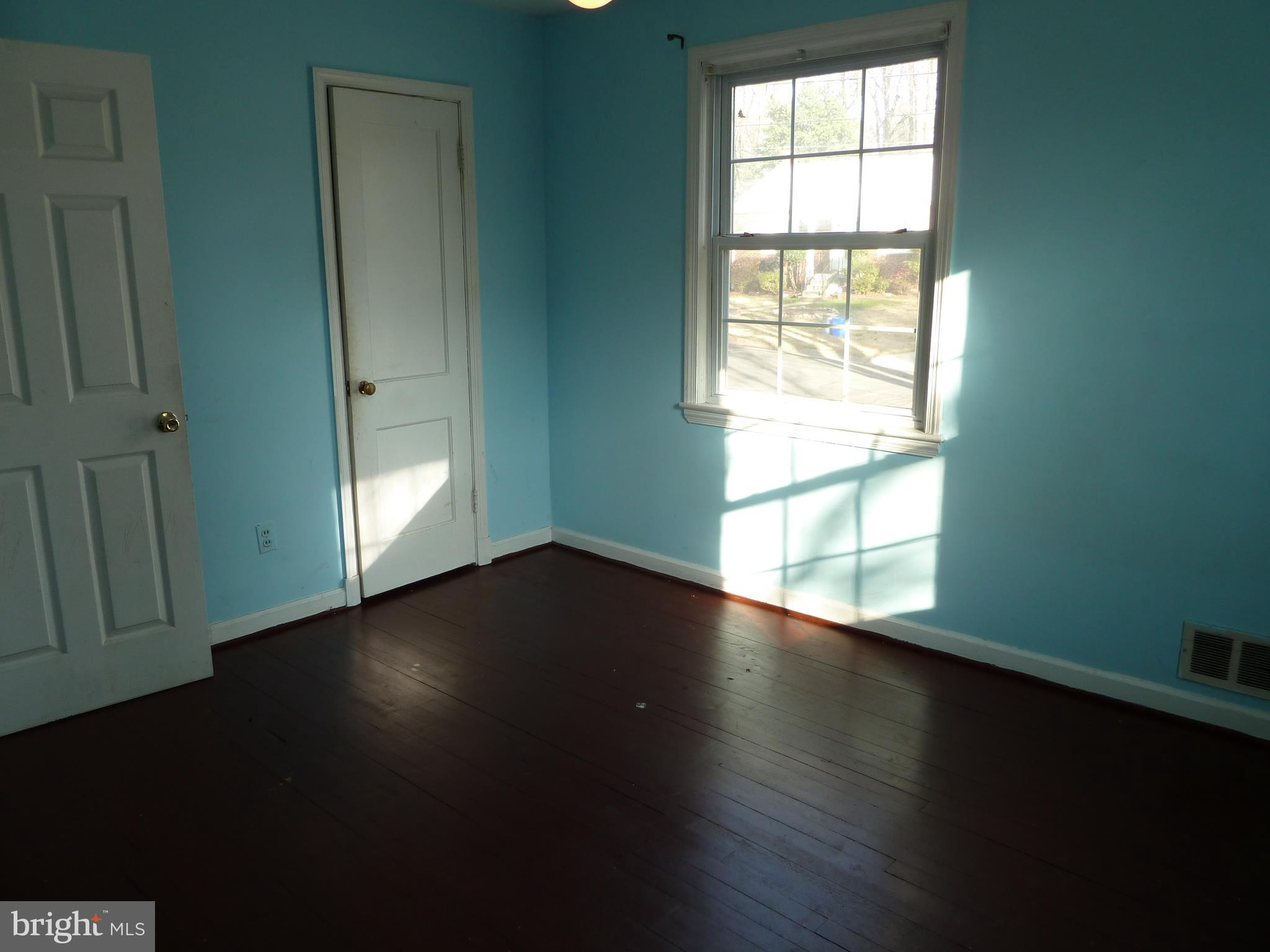 10702 Malone Street Silver Spring, MD 20902 - Photo 32 of 49 Master Bedroom