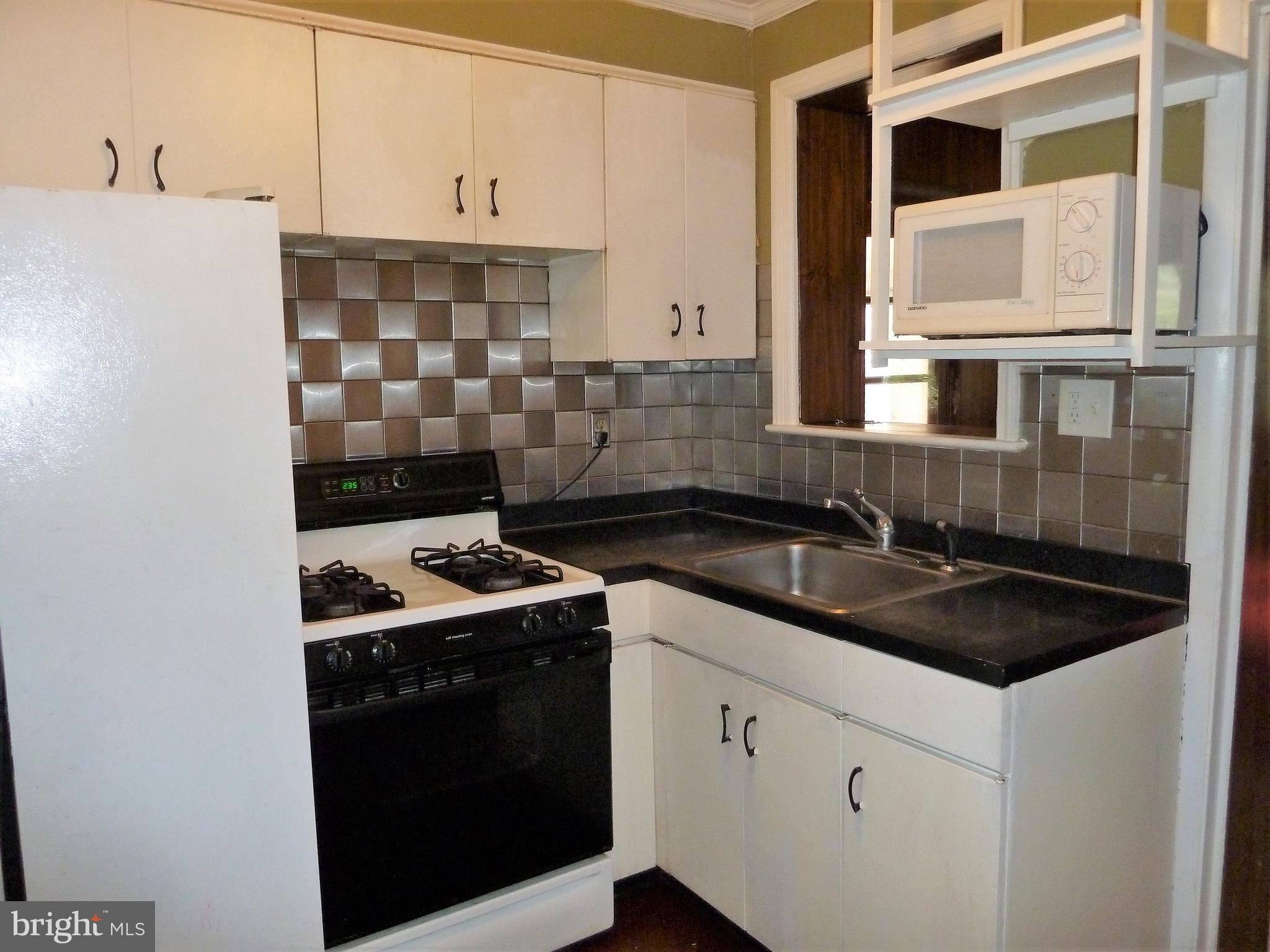10702 Malone Street Silver Spring, MD 20902 - Photo 9 of 49 Gallery Image 9
