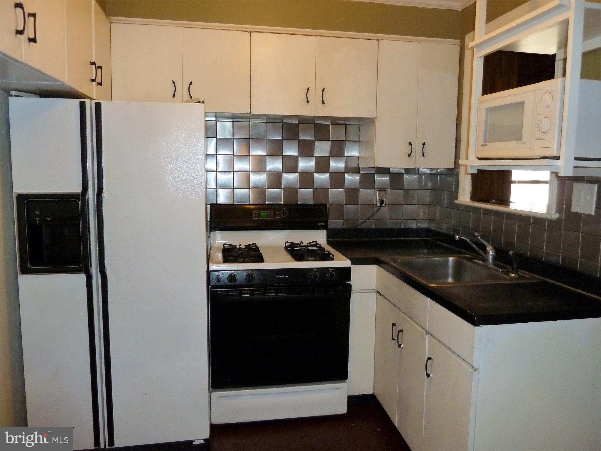 10702 Malone Street Silver Spring, MD 20902 - Photo 10 of 49 Gallery Image 10