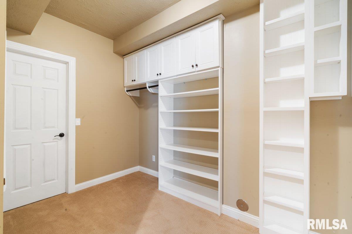 5422 Hugo Road Bettendorf, IA 52722 - Photo 54 of 65 Gallery Image 54