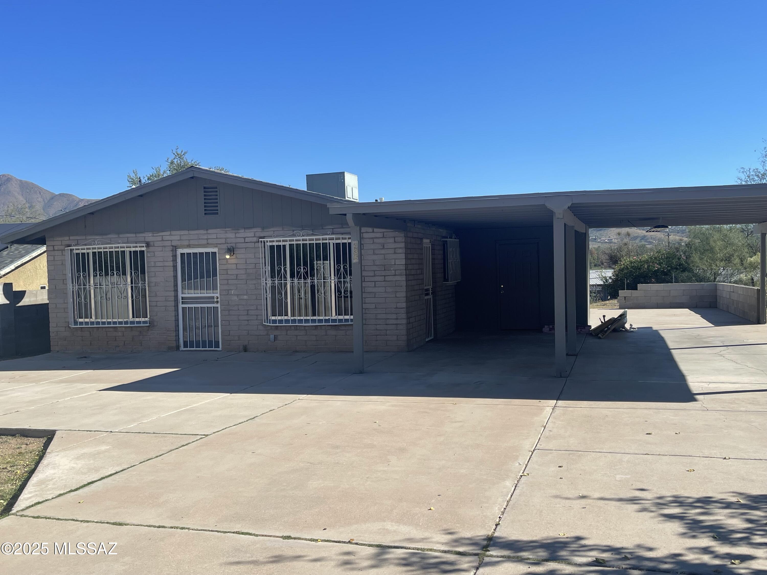 435 Hongo Court Rio Rico, AZ 85648 - Photo 3 of 19 Gallery Image 3