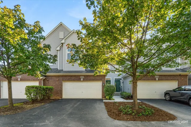 $377,750 | 6099 Canterbury Lane, Unit 6099, Hoffman Estates, IL 60192