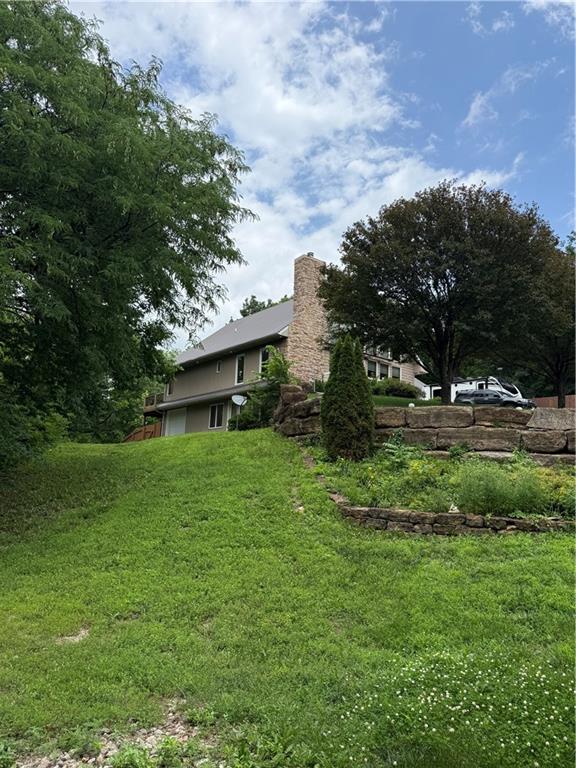 22700 East Blue Mills Road Independence, MO 64058 - Photo 2 of 6