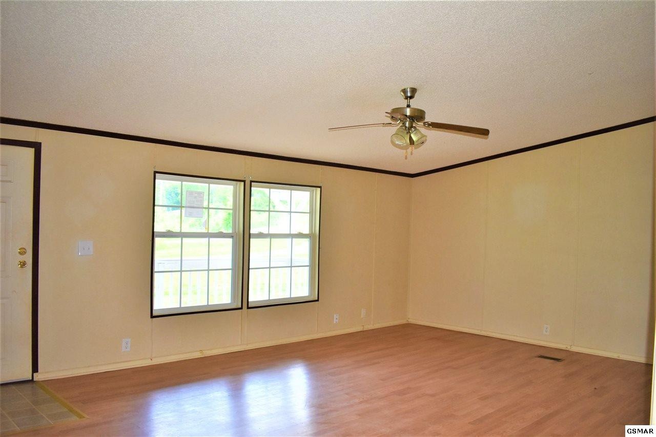 4760 Bogard Road Cosby, TN 37722 - Photo 11 of 32 Gallery Image 11