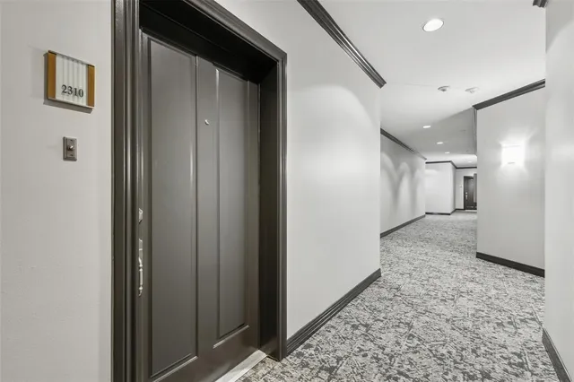 $2,395 | 500 Throckmorton Street, Unit 2310, Fort Worth, TX 76102