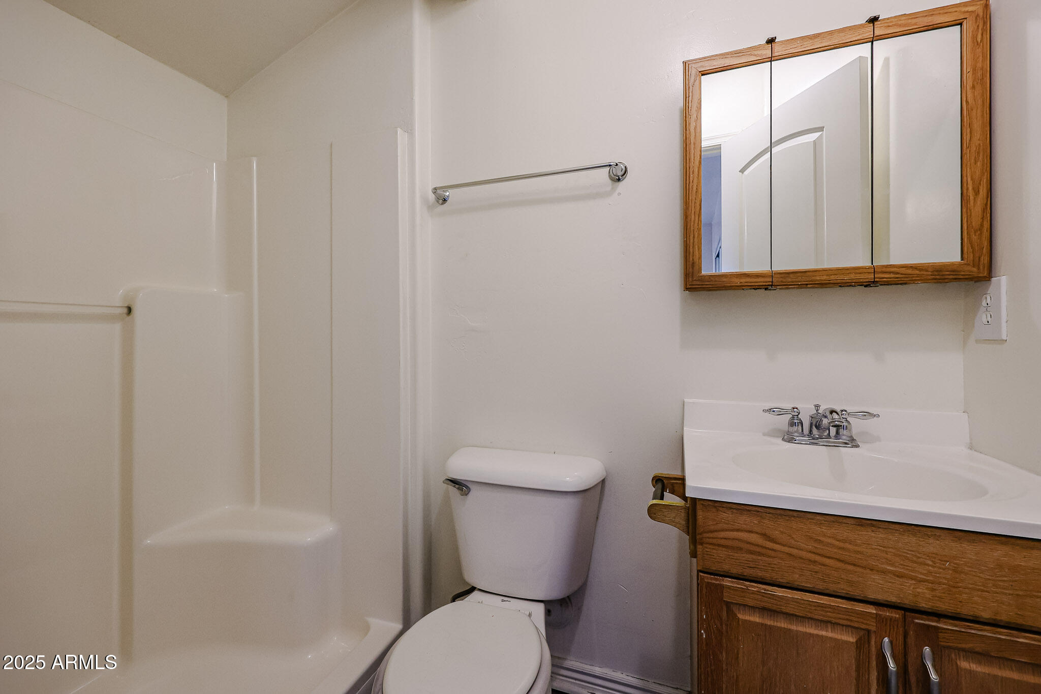 2614 East Monte Vista Road, Unit 4 Phoenix, AZ 85008 - Photo 18 of 37 B (17)